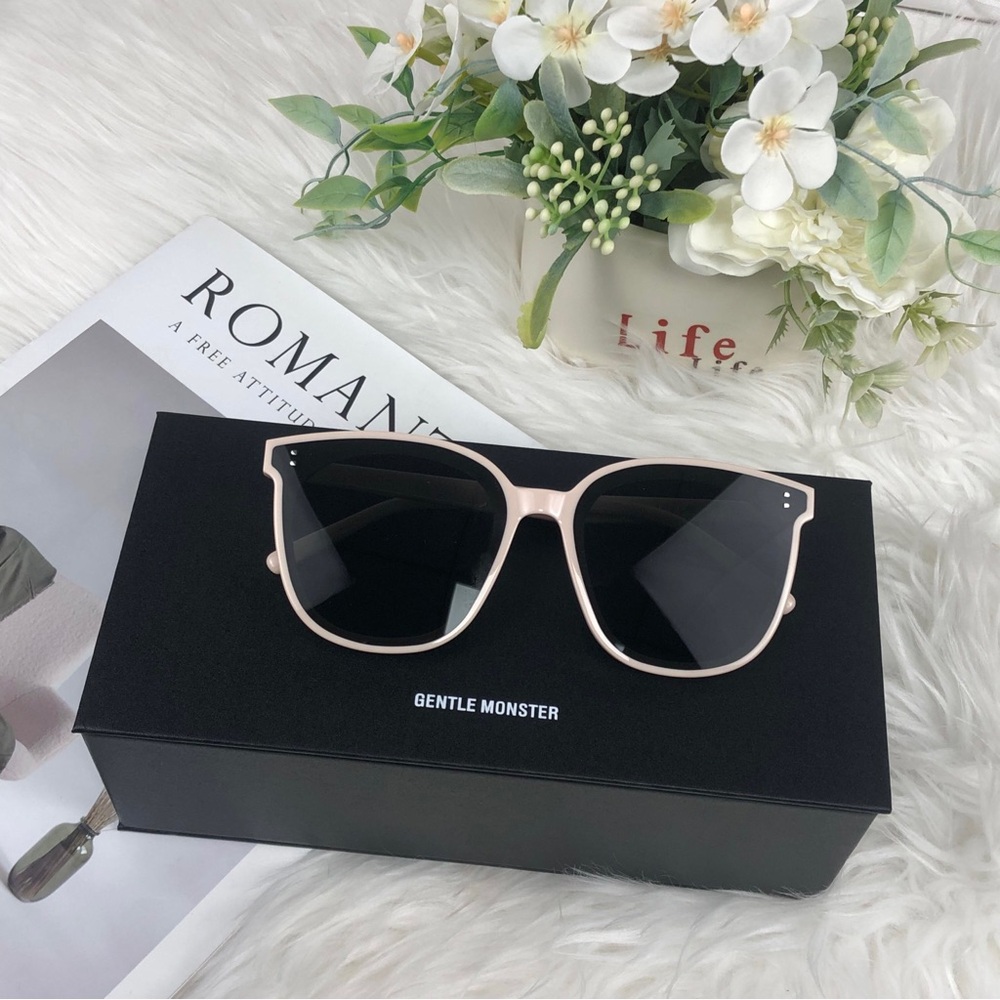 New Gentle Monster Flatba “My Ma” Pink Sunglasses